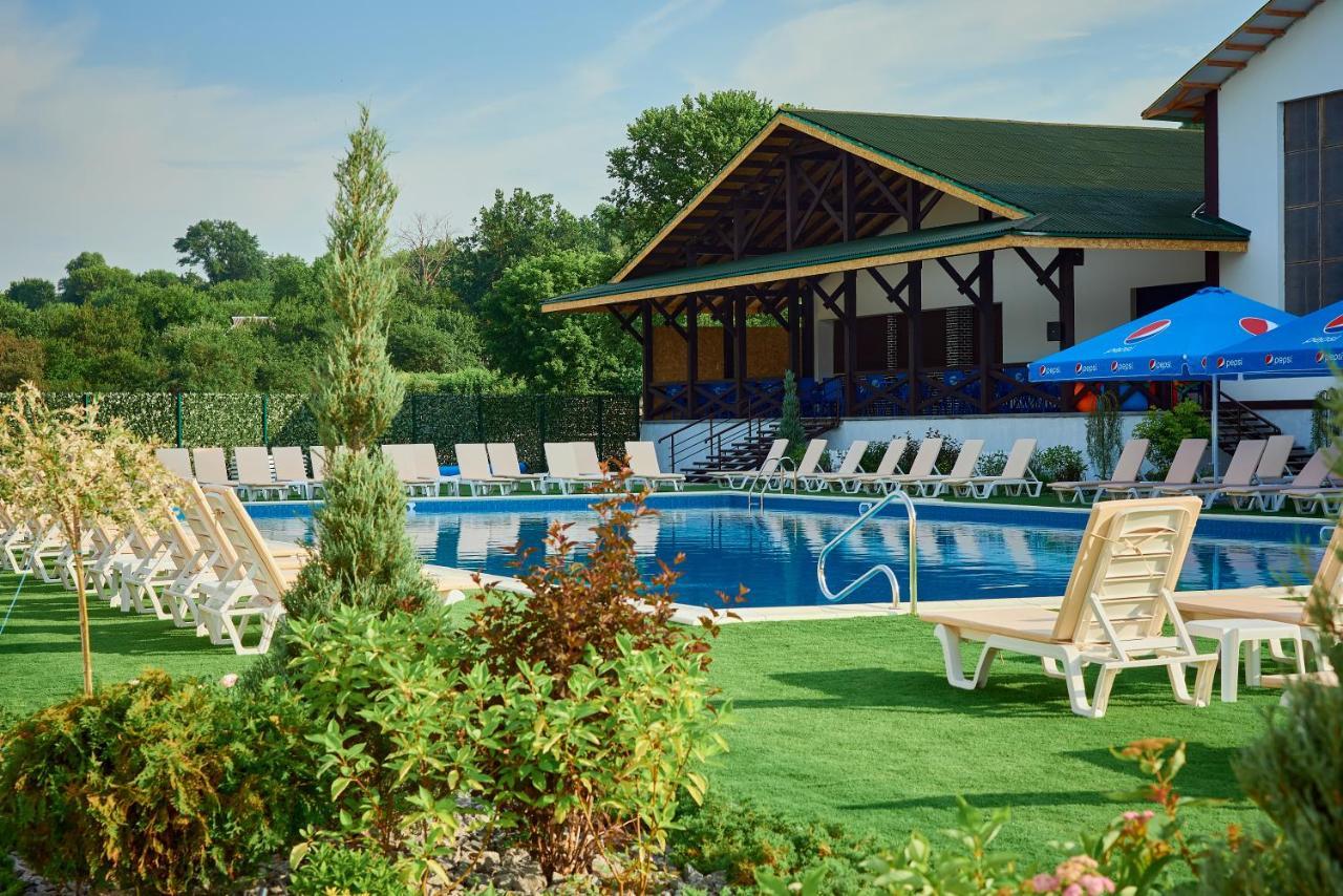 Hotel Lubenska Sloboda Olshanka Exterior foto